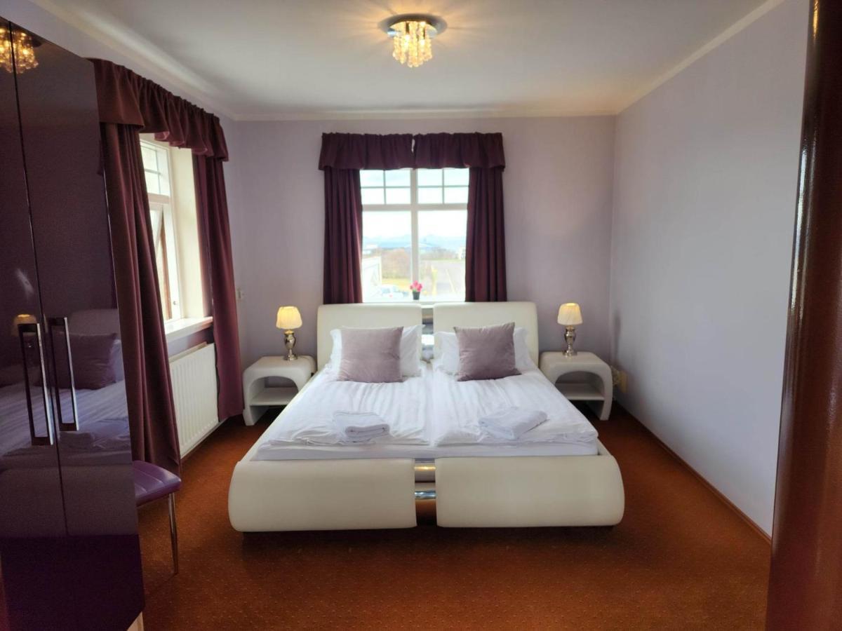 Kiljan Apartments & Rooms Blonduos Esterno foto