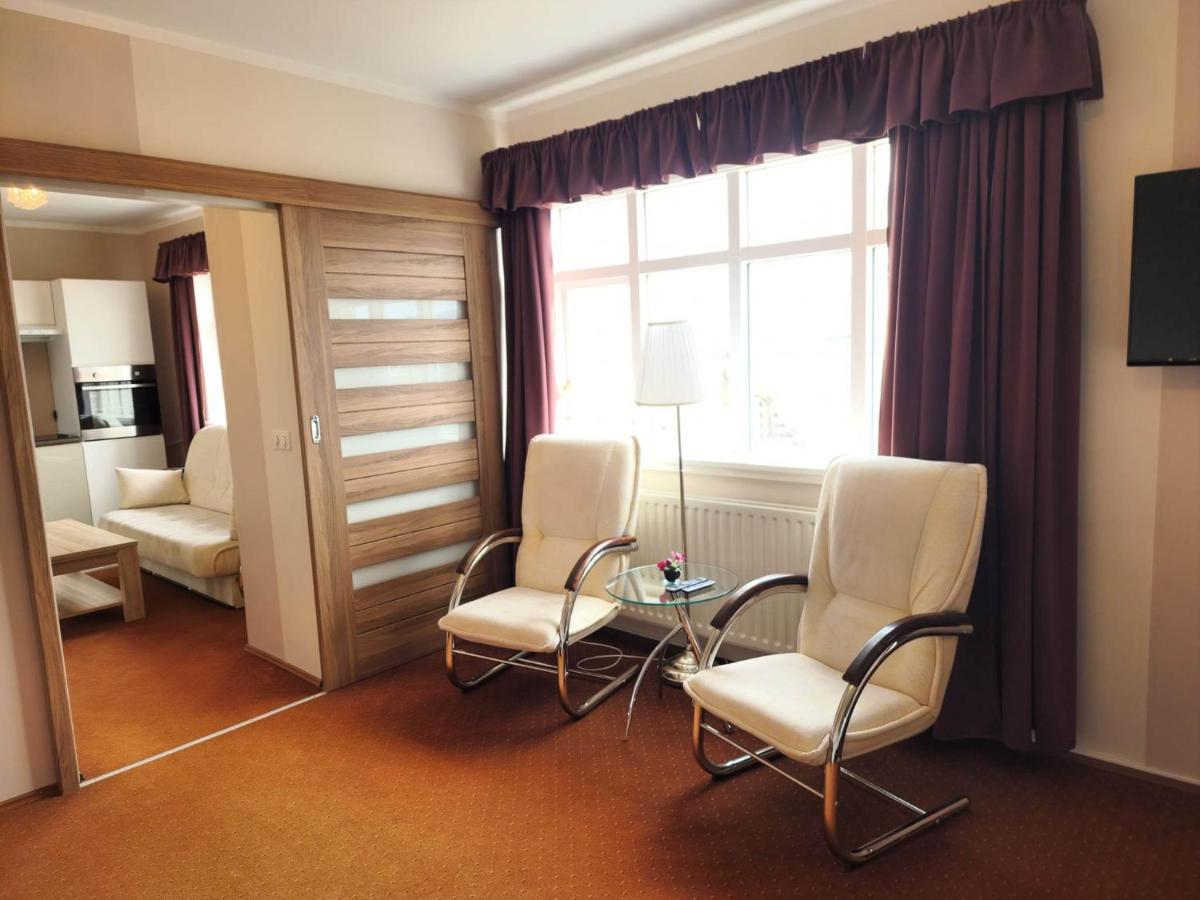 Kiljan Apartments & Rooms Blonduos Esterno foto